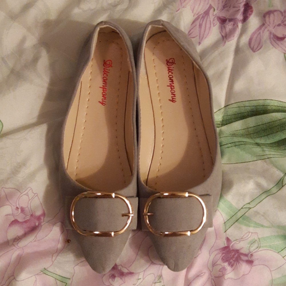 Flats BNWB💖